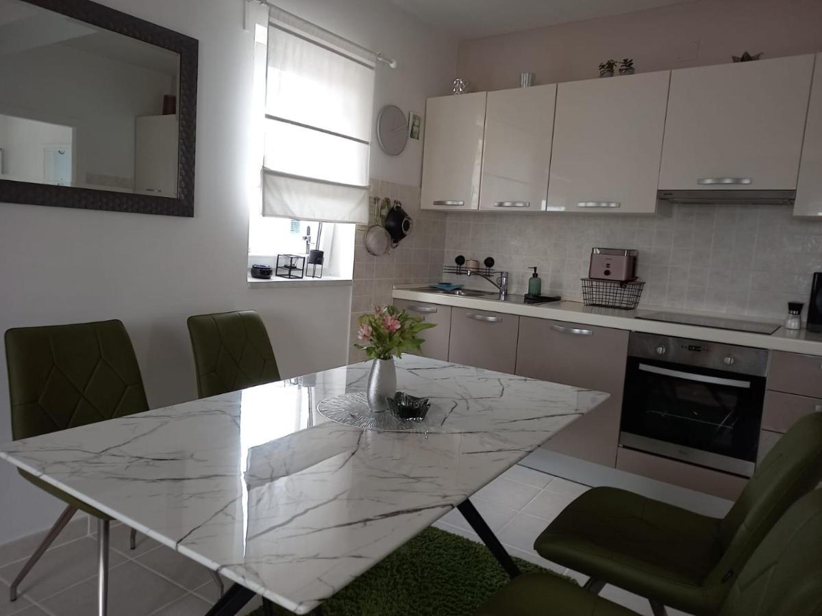 Apartmani Bruna Jezera Extérieur photo